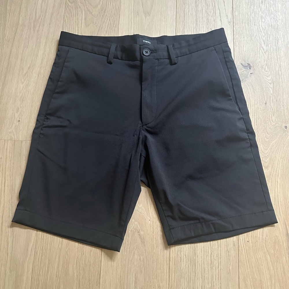 Theory Black Ascend Tech Shorts Size 30 - Picture 4 of 10